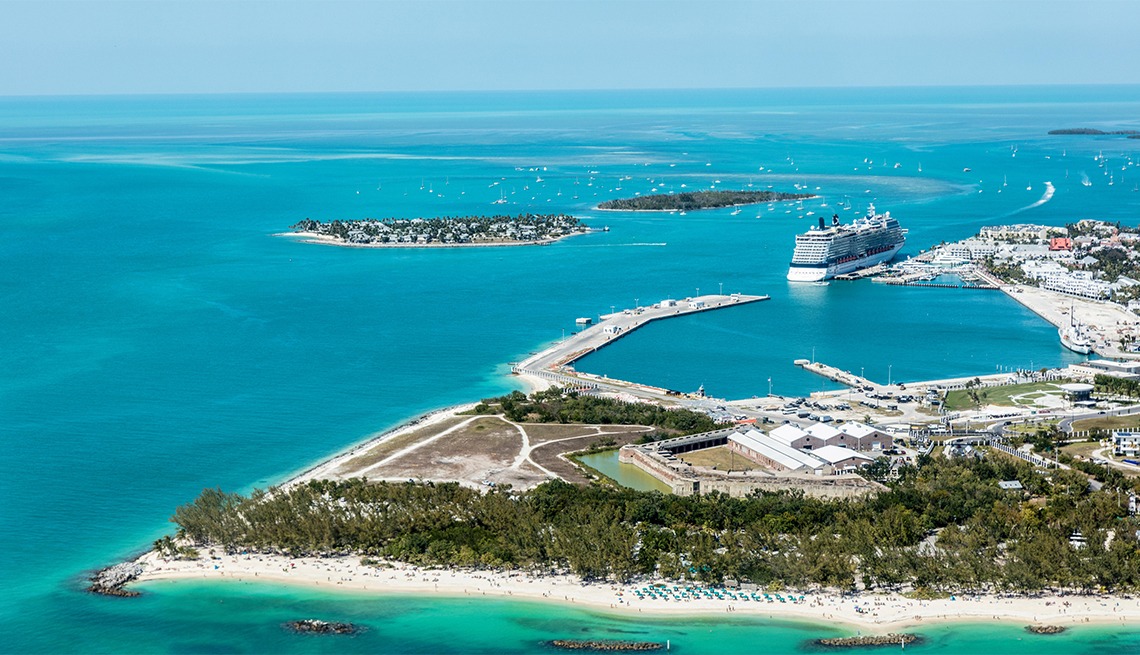 Boat From Fort Myers To Key West [Insiders Guide]